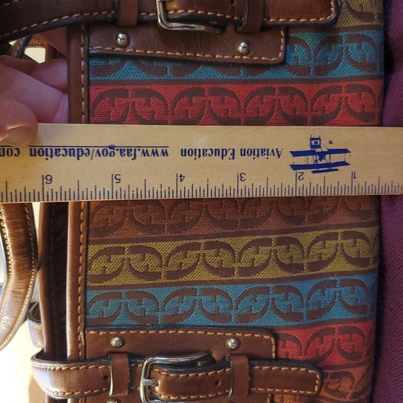 Beautiful Fossil Shoulder Bag - Picture 11 of 14